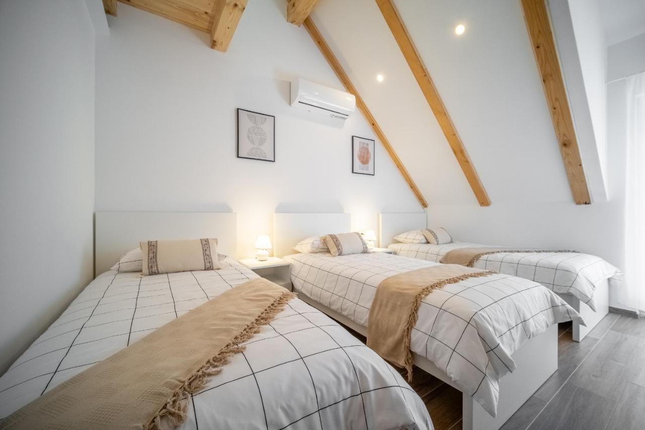 Villa Nesa - Beautiful Guest House At Continental Croatia With Outdoor Swimming Pool, Sauna And 3 Bedrooms Plaški エクステリア 写真
